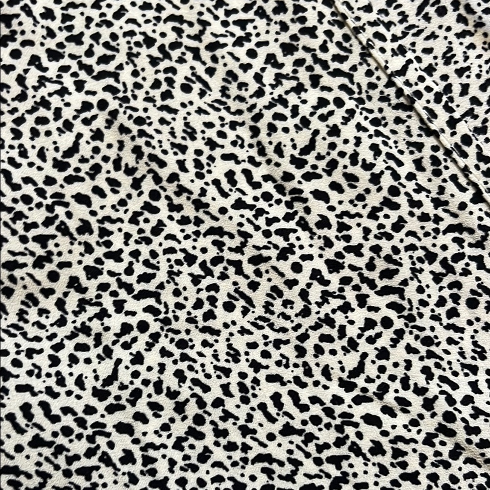 Brand new Sienna Sky Black and White Puff Sleeve Blouse - Picture 16 of 16